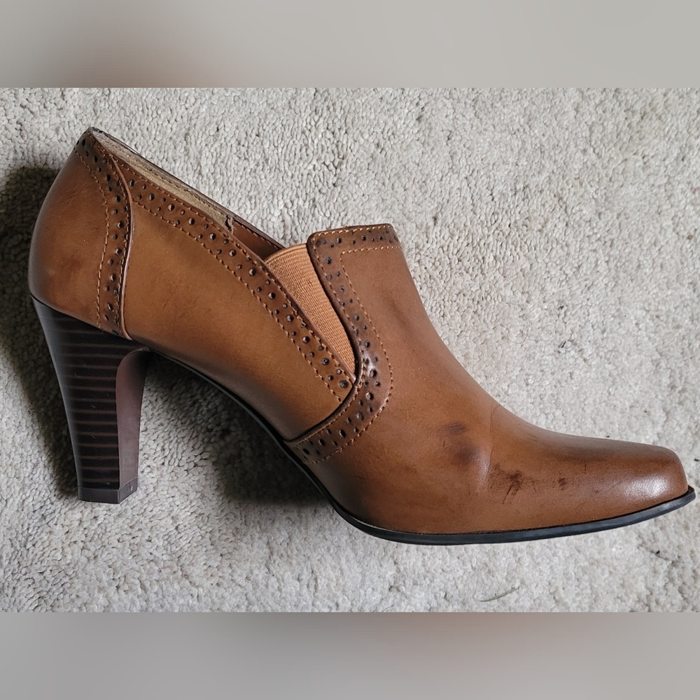 Rialto ankle bootie